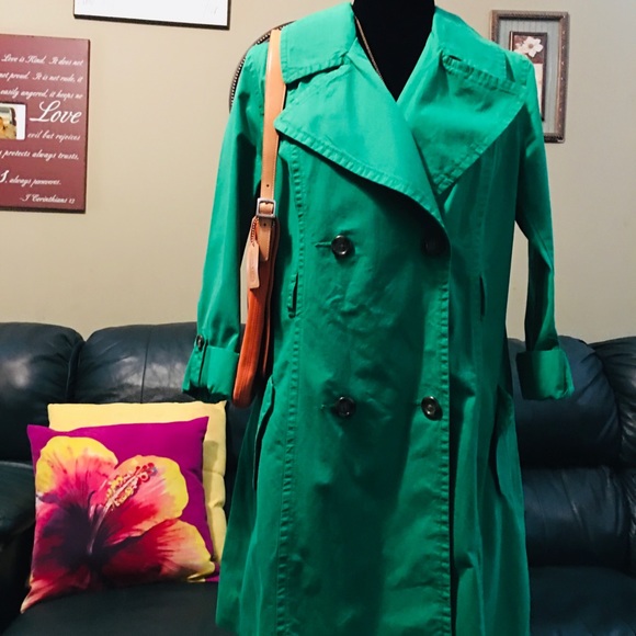 Old Navy Trench 🧥 - Picture 2 of 5